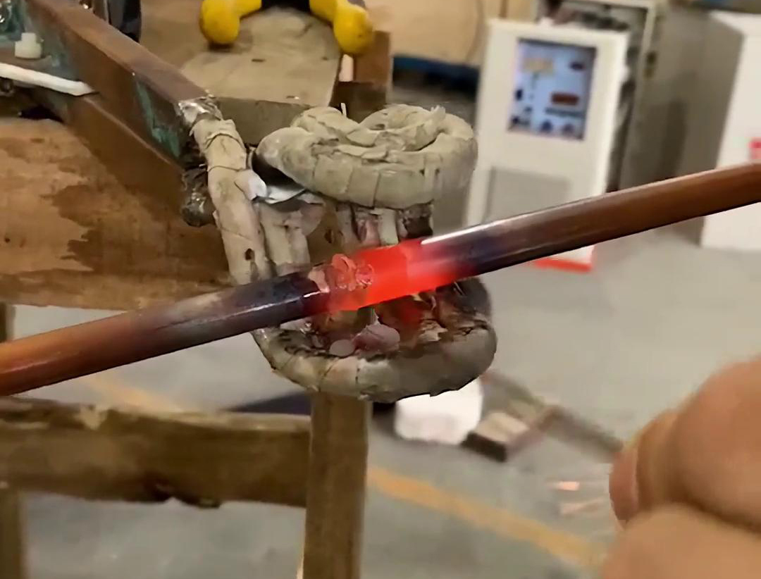 手持式高頻焊機(jī)，橫豎焊接銅管，方便操作